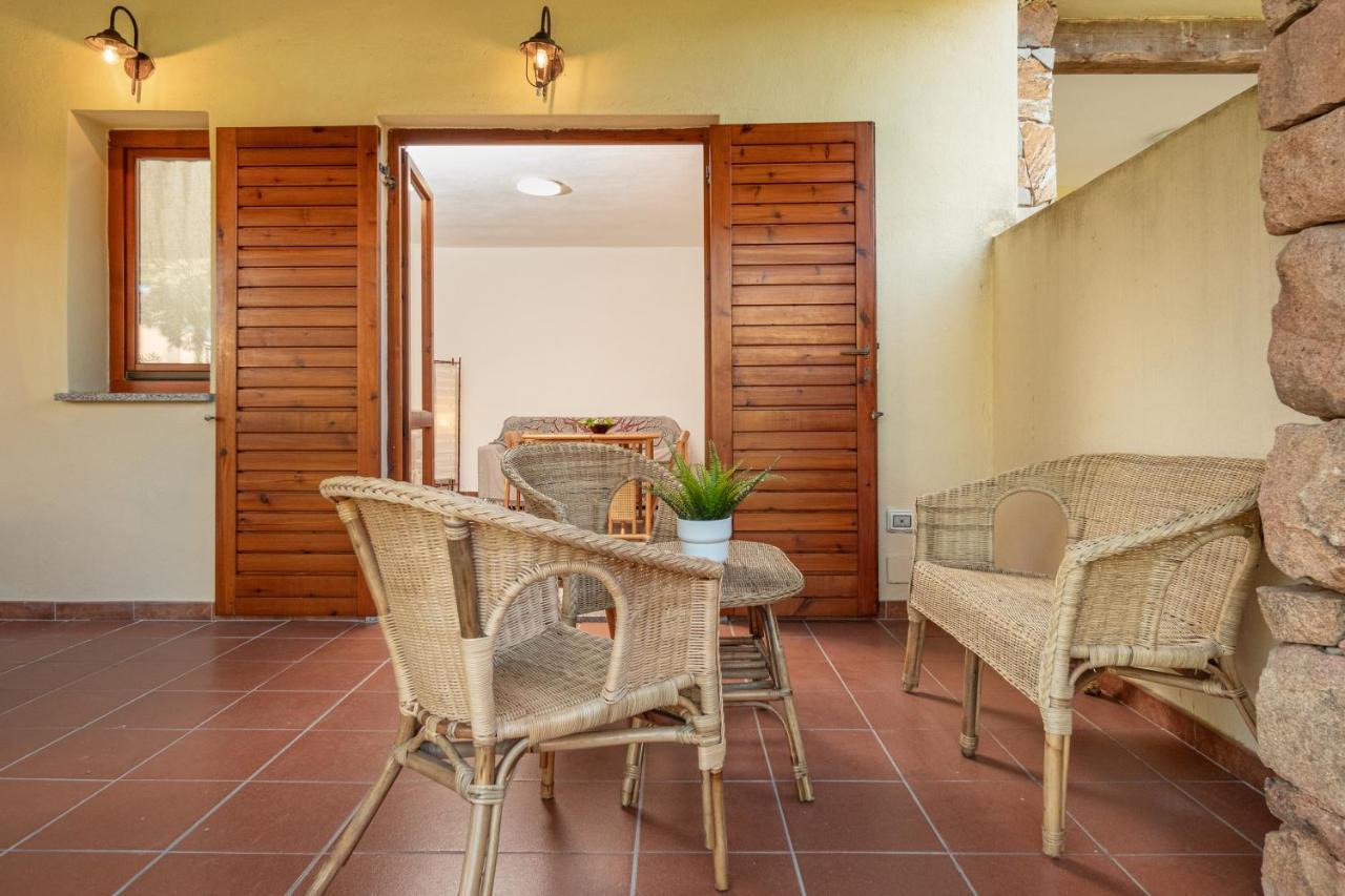 Holiday House Li Piri San Teodoro  Exterior photo